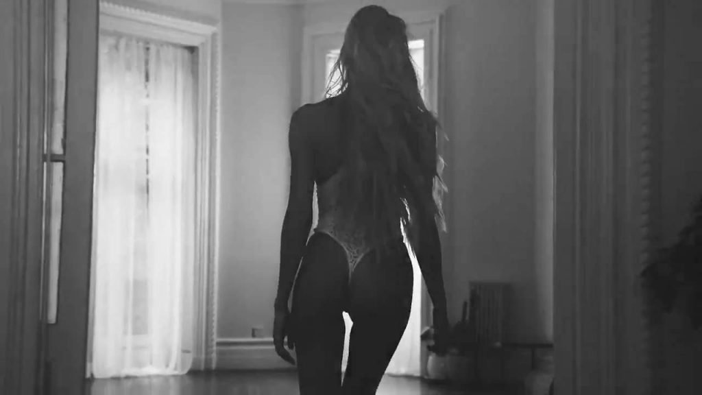 Candice Swanepoel Sexy (36 Pics + Video)