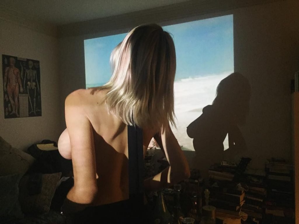 Caroline Vreeland Nude &amp; Sexy (79 Photos + Video)