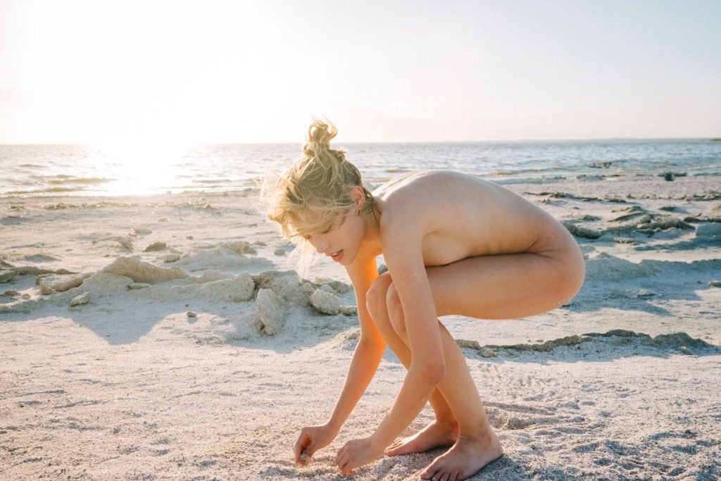 Cora Keegan Naked (14 New Photos)