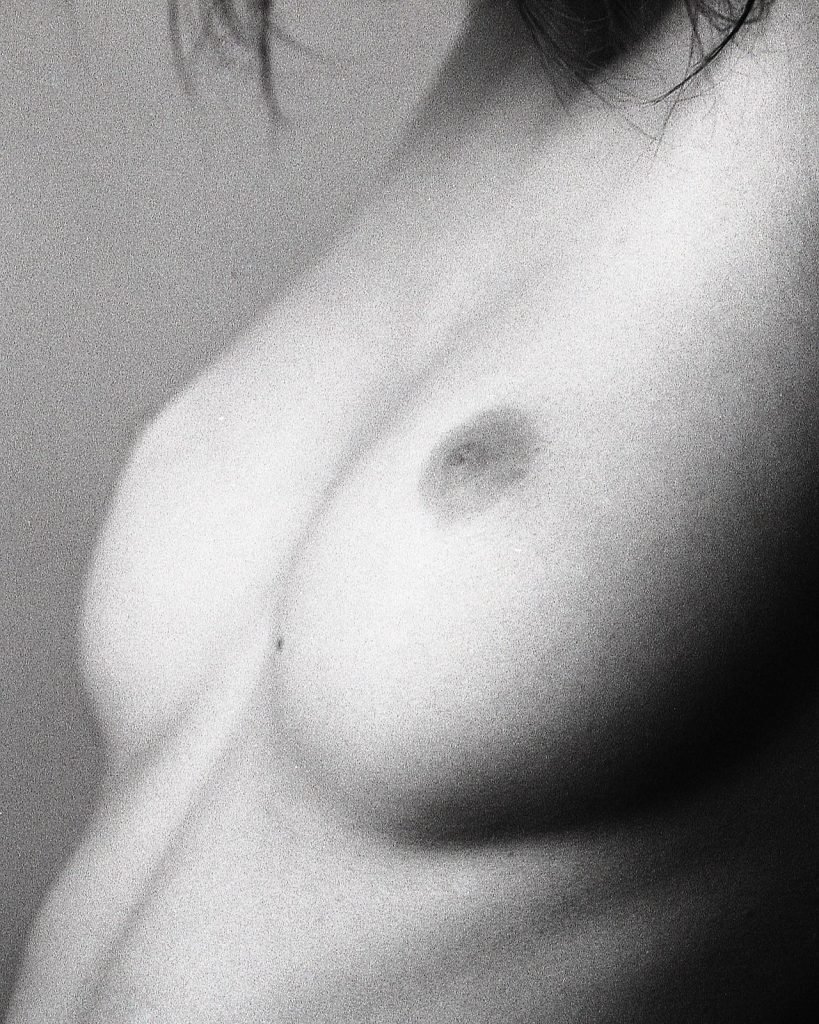 Ella Weisskamp Topless &amp; Sexy (17 Photos)