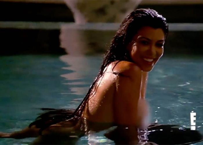 Kourtney Kardashian Naked (34 New Pics + Video)