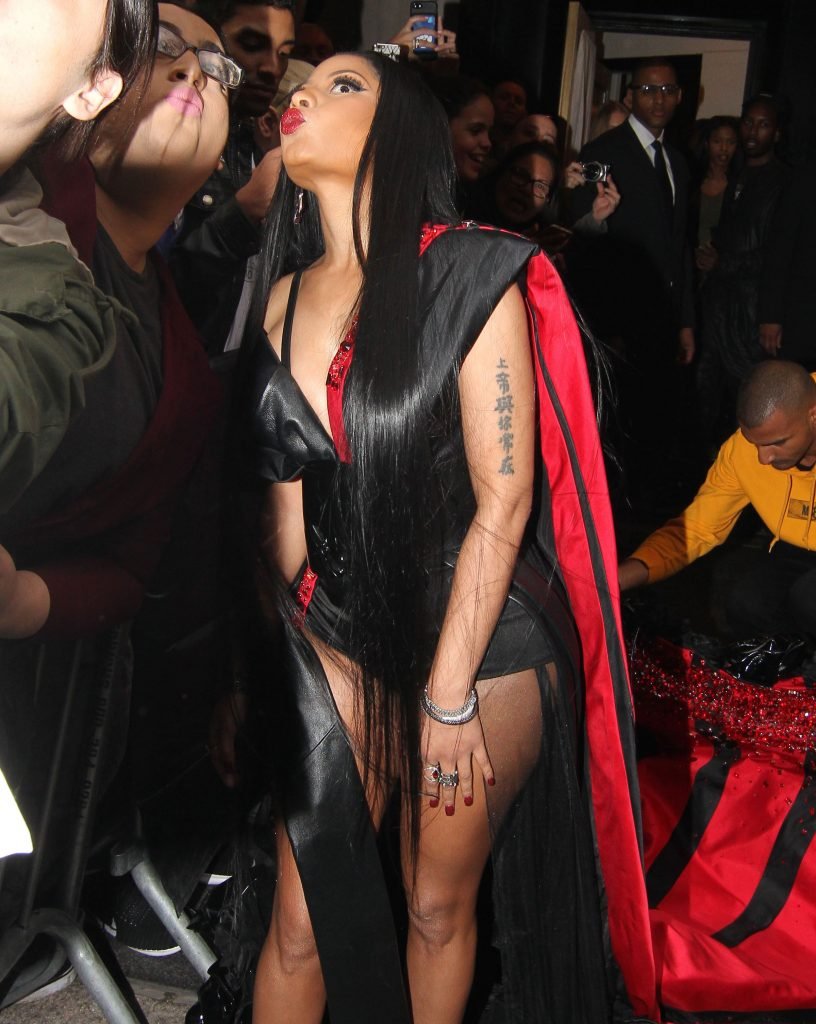 Nicki Minaj Sexy (130 Photos + Video)