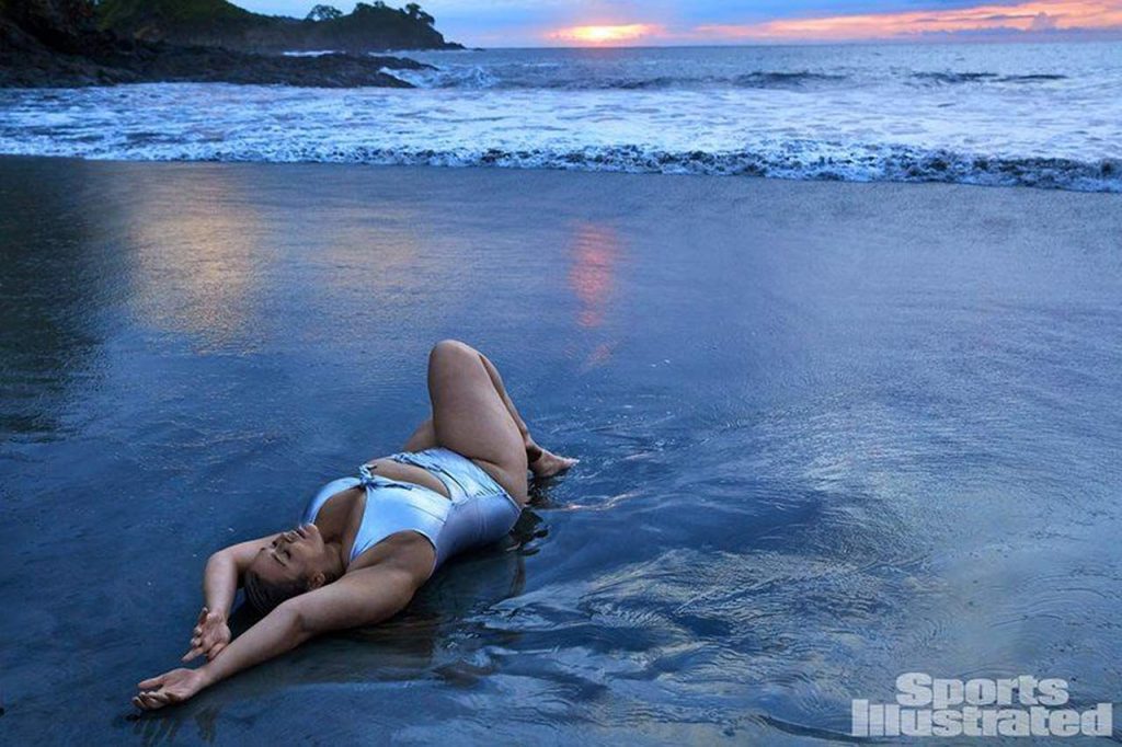 Hunter McGrady Nude &amp; Sexy Collection (152 Photos + Videos)