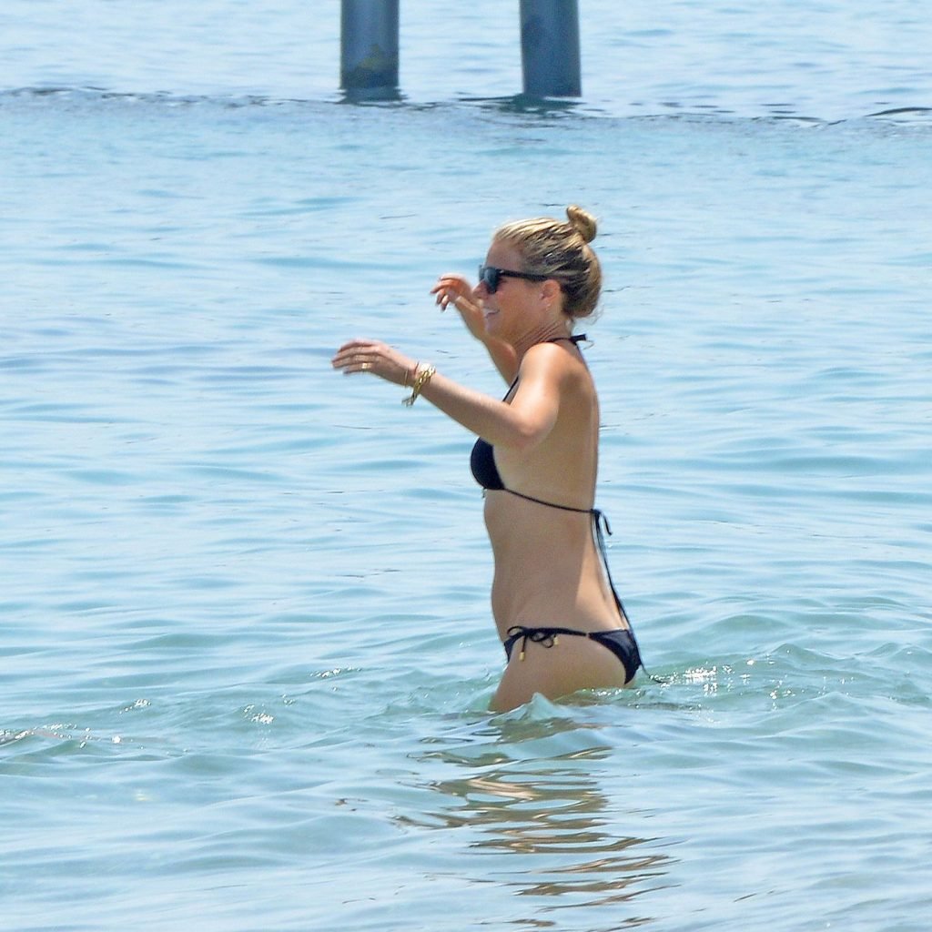 Gwyneth Paltrow Sexy (40 Photos)