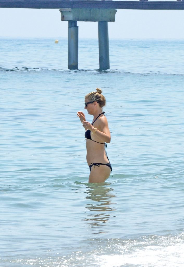 Gwyneth Paltrow Sexy (40 Photos)