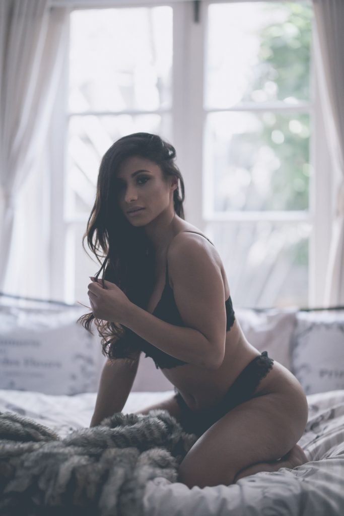 Kayleigh Morris Sexy &amp; Topless (33 Photos)