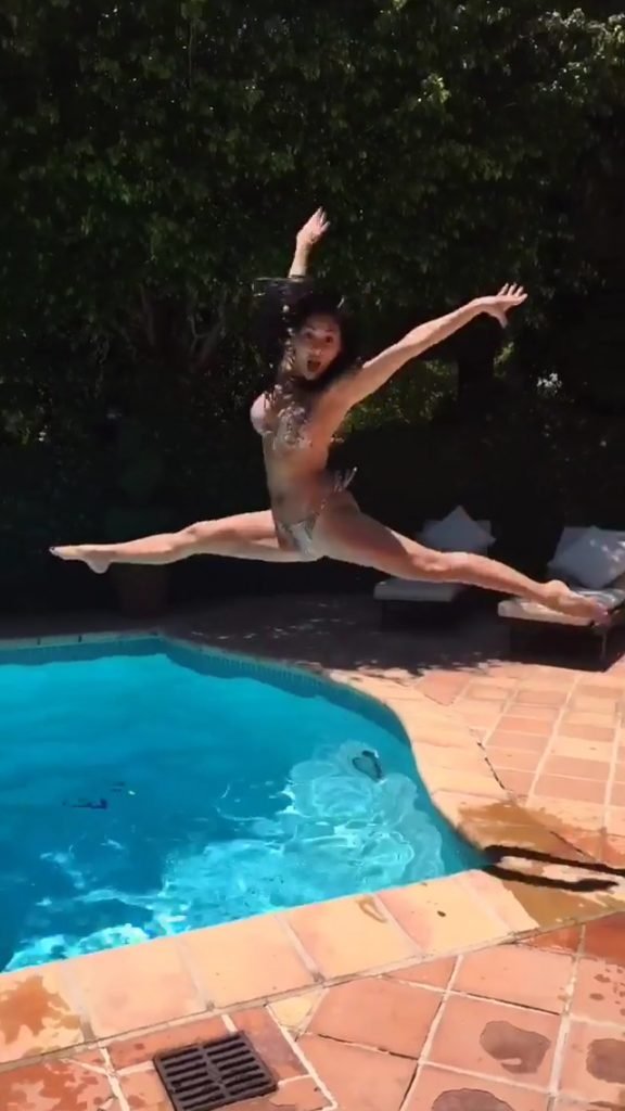 Nicole Scherzinger Sexy (Pics + GIFs &amp; Video)
