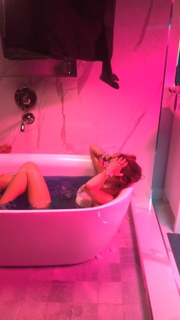 Bella Thorne Sexy (36 Pics + Video &amp; Gifs)