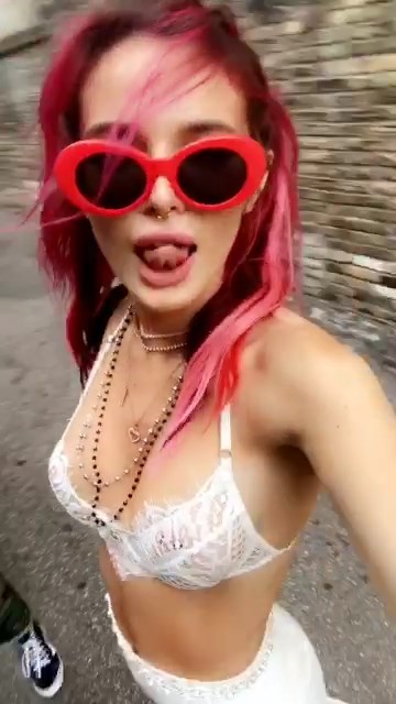 Bella Thorne See Through &amp; Sexy (32 Photos + Gifs &amp; Video)