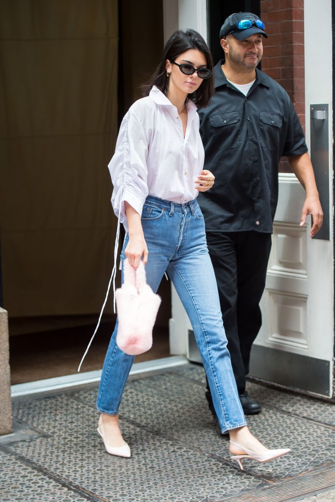 Kendall Jenner Braless (63 Photos + Video)