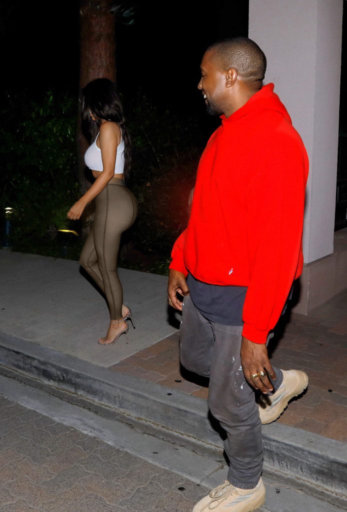 Kim Kardashian See Through (18 Photos)
