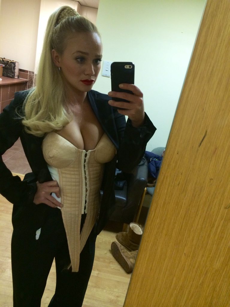 Kirsty-Leigh Porter Leaked (14 New Photos)