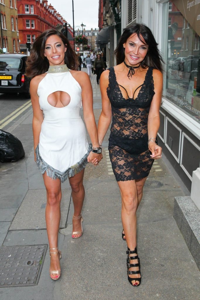 Lizzie Cundy &amp; Pascal Craymer Sexy (8 Photos)