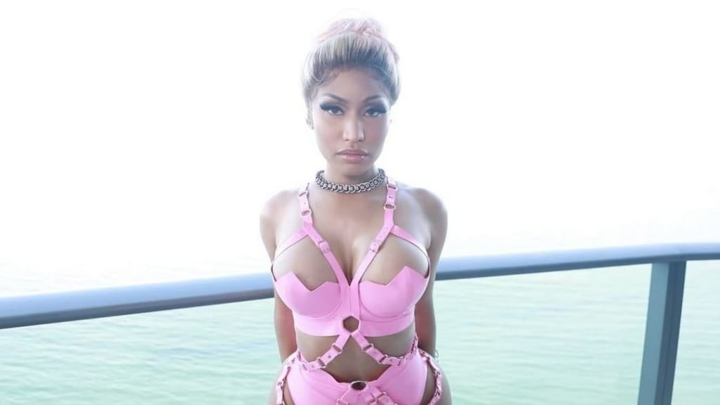 Nicki Minaj Sexy (36 Photos + GIFs)