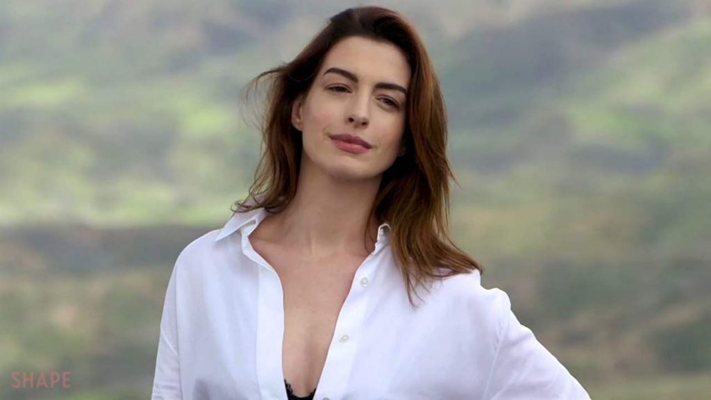 Anne Hathaway Nude LEAKED The Fappening &amp; Sexy – Part 1 (150 Photos + Videos)