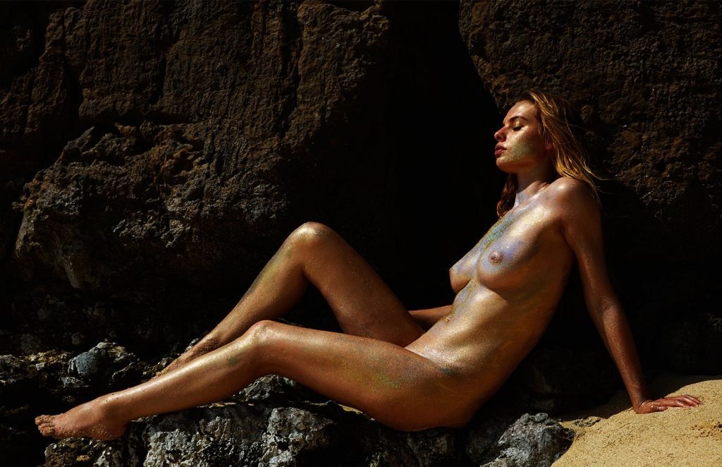Dioni Tabbers Nude (6 Photos)