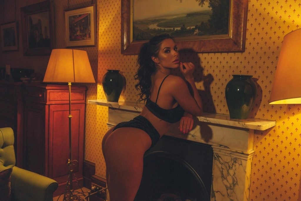 Jessica Shears Nude &amp; Sexy (30 Photos)