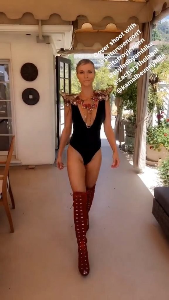 Joanna Krupa Sexy (12 Pics + Gif)