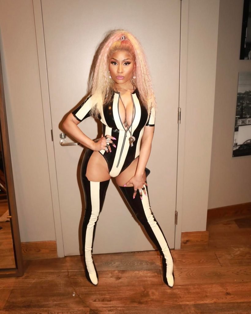 Nicki Minaj Sexy (7 Photos)