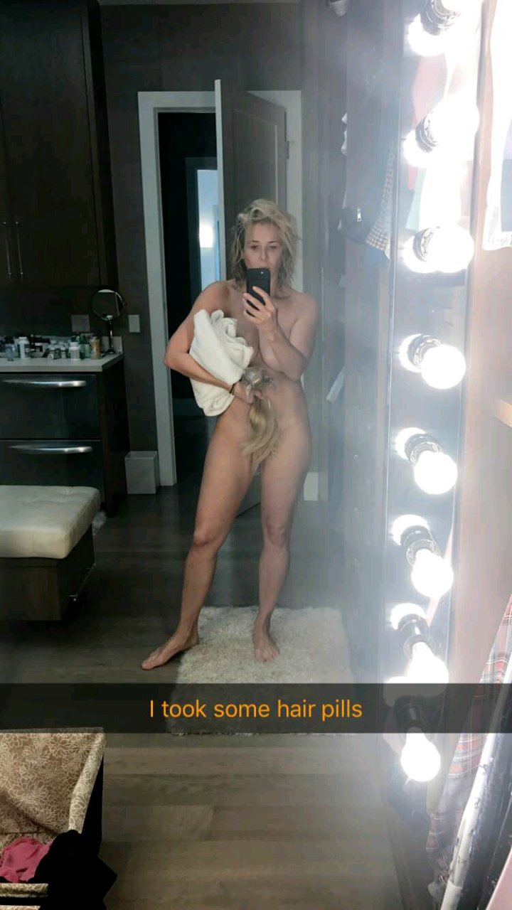 Chelsea Handler Nude Photos and Videos | #TheFappening