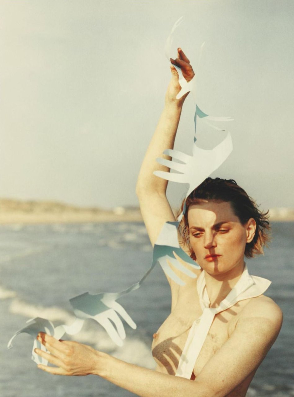 Guinevere Van Seenus  nackt