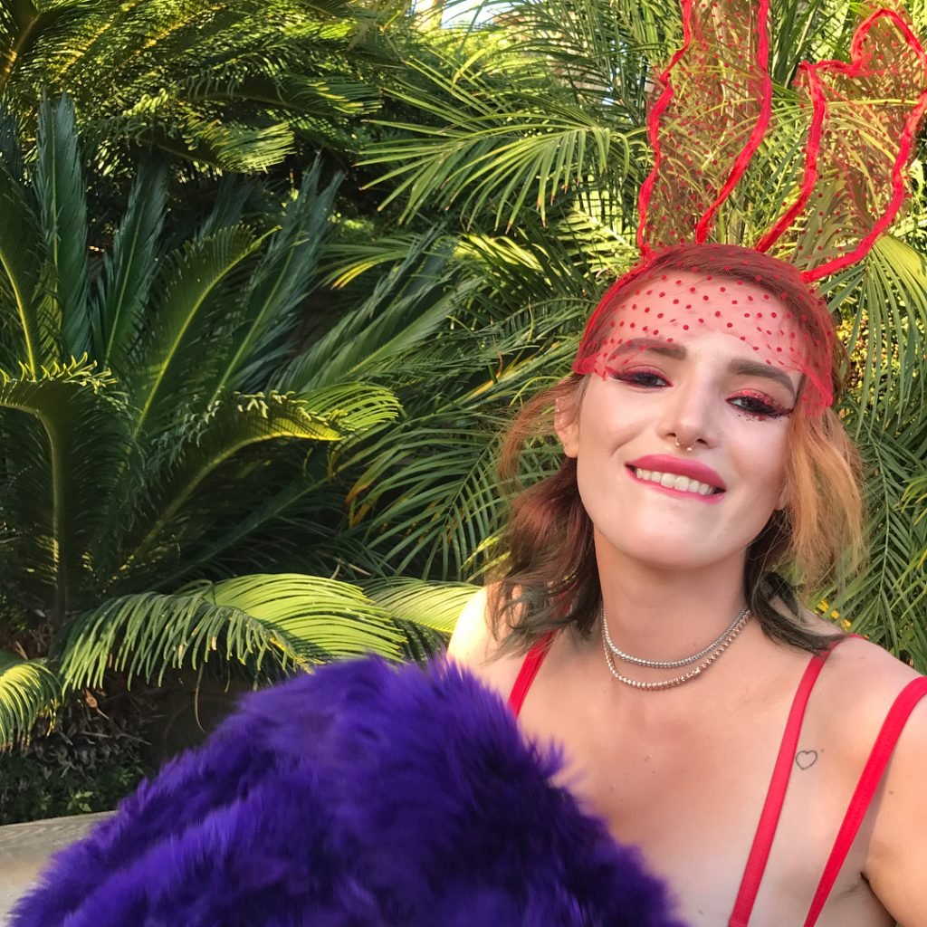 Bella Thorne Sexy (40 Pics + Gifs &amp; Video)