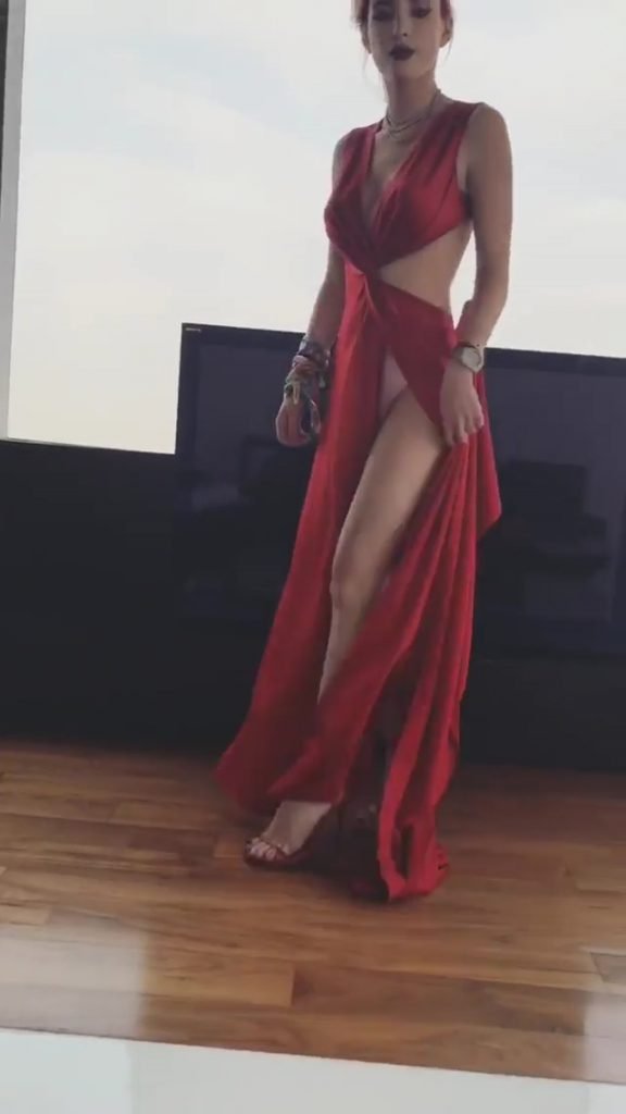 Bella Thorne Sexy (23 Pics + Gifs &amp; Videos)