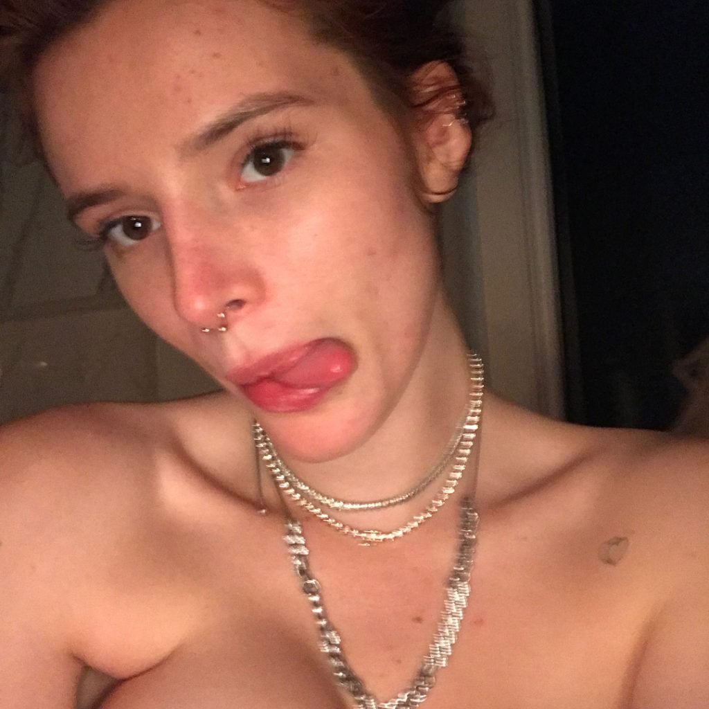 Bella Thorne Sexy &amp; Topless (8 New Photos + Gifs)