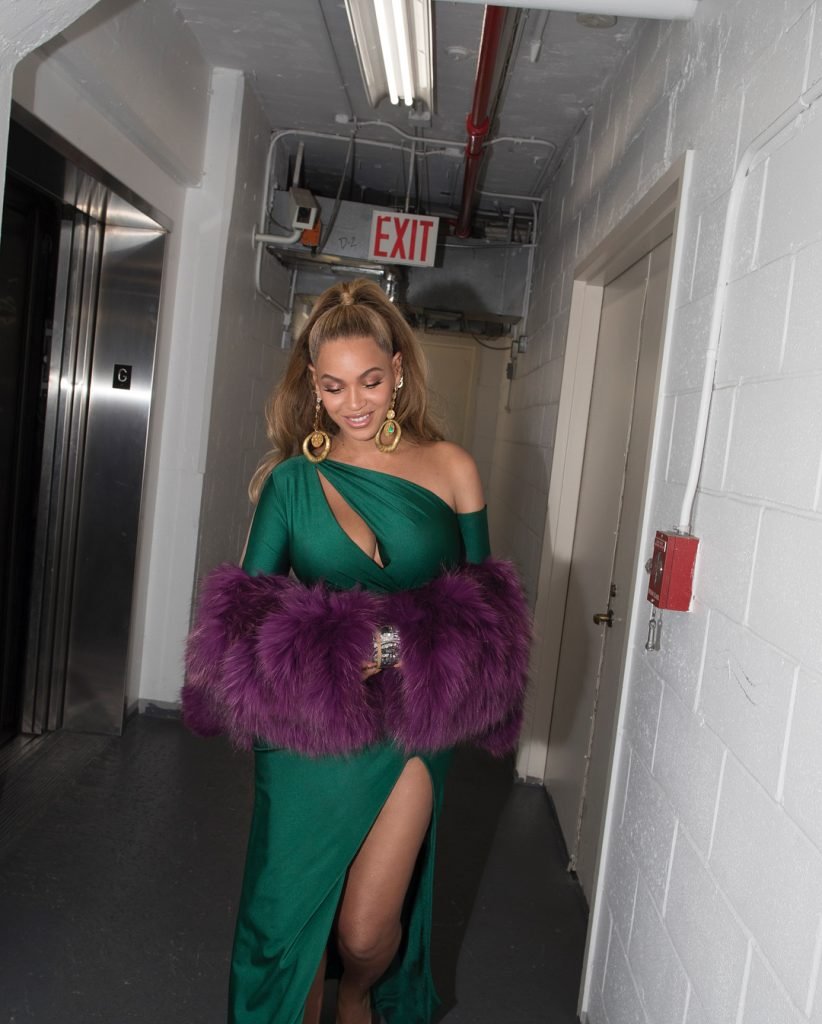 Beyonce Sexy (13 New Photos)