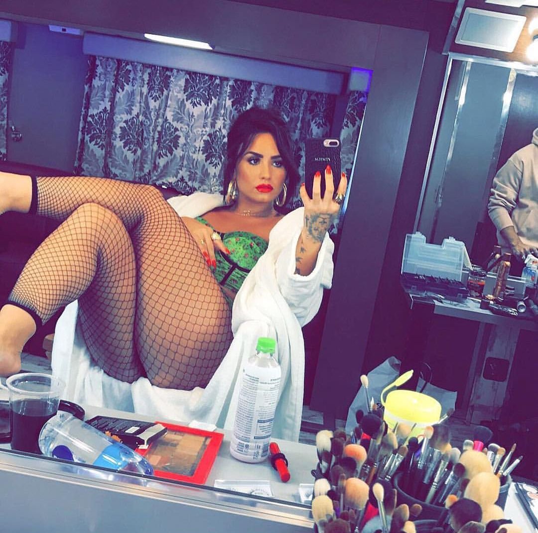 Demi Lovato Sexy 17 Photos Thefappening