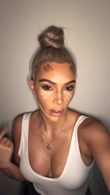 Kim Kardashian Sexy (15 Photos + Gif &amp; Video)