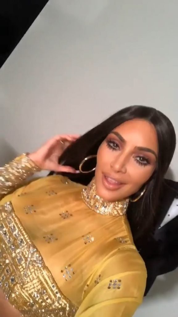Kim Kardashian Sexy (45 Photos + Video)