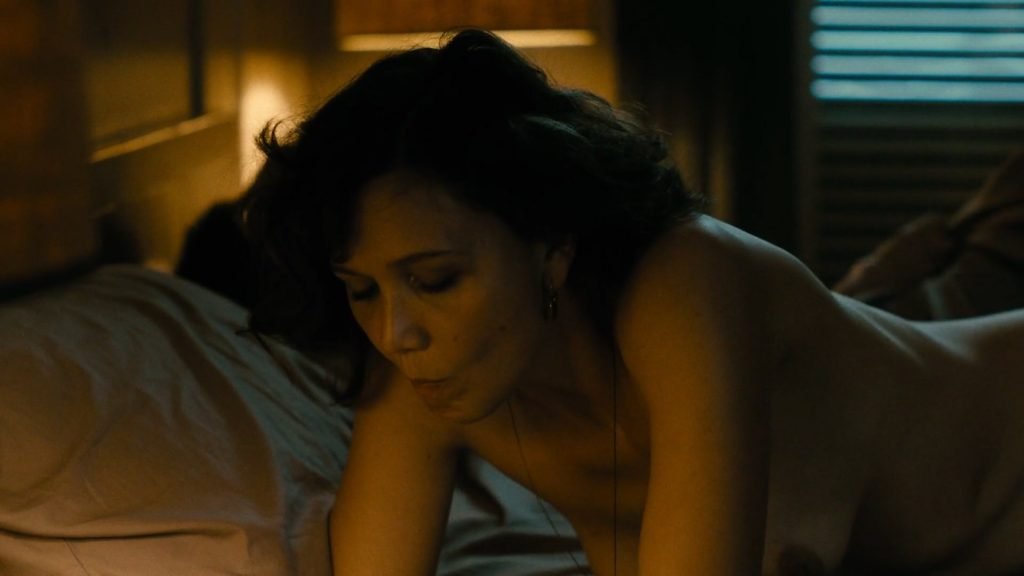 Maggie gyllenhaal topless