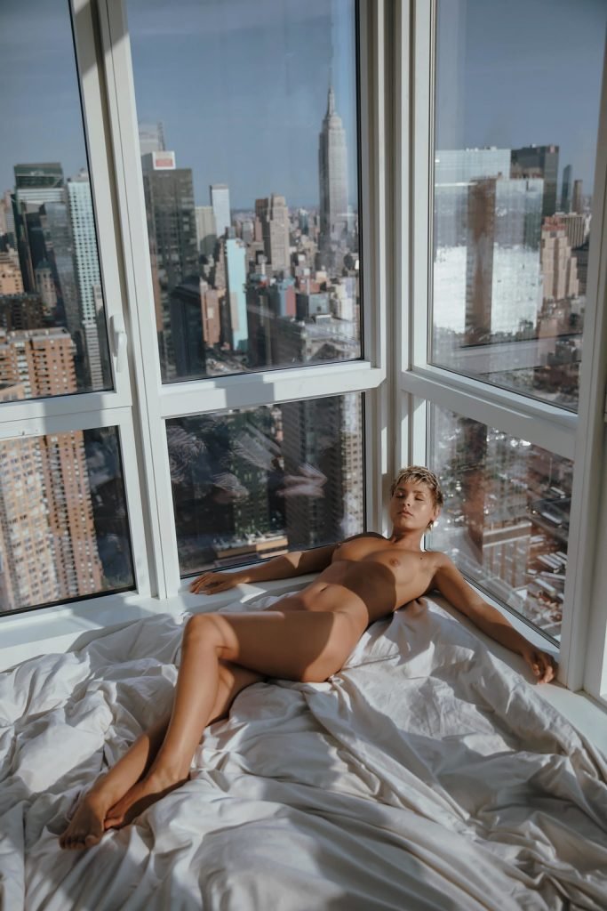 Marisa Papen Naked (9 New Photos)