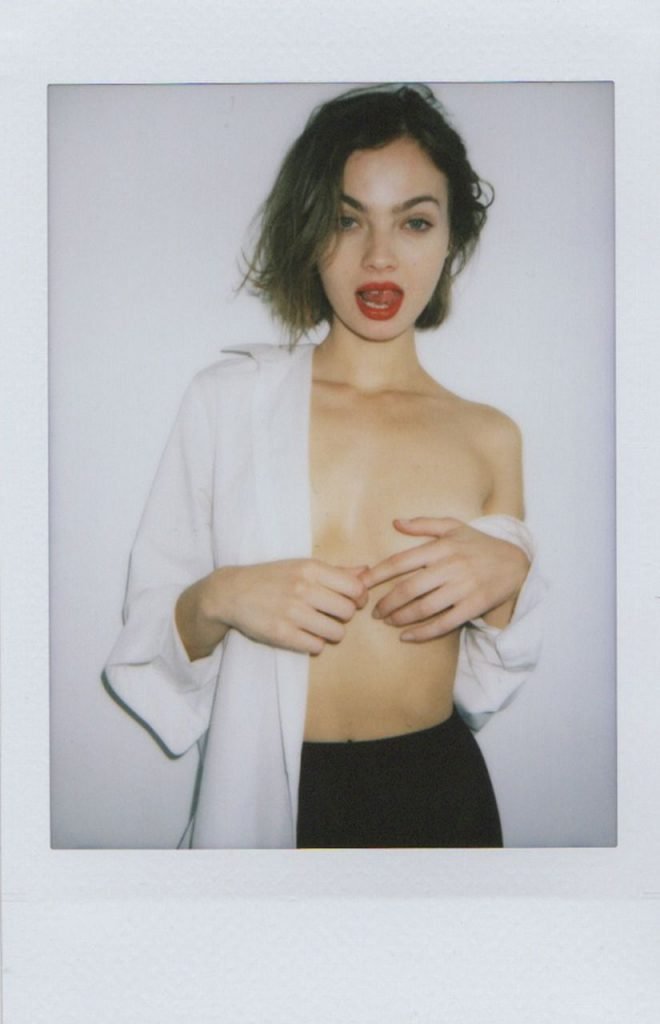 Moa Aberg Sexy &amp; Topless (28 Photos + Gifs)