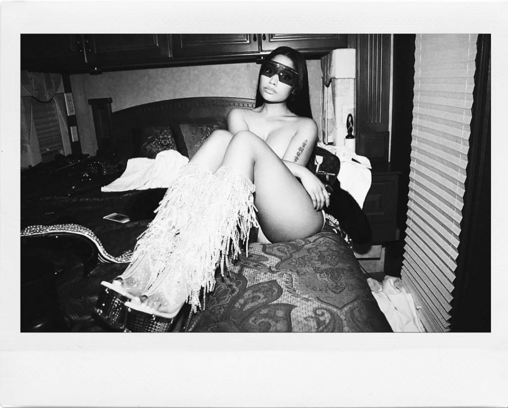 Nicki Minaj Sexy (9 New Photos)