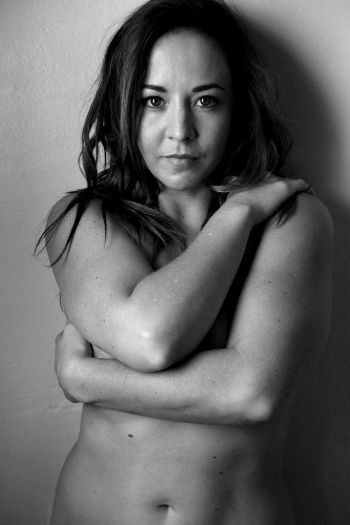 Renee Bourke Topless (7 Photos)