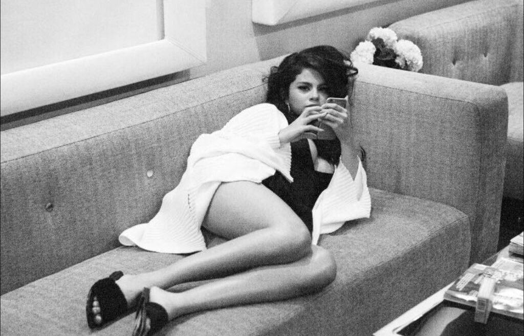Selena Gomez Sexy (12 Photos)