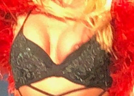 Britney Spears Nip Slip (2 Photos)