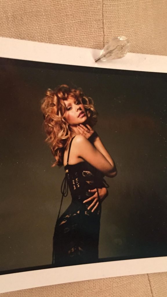 Christina Aguilera Sexy (6 Photos)