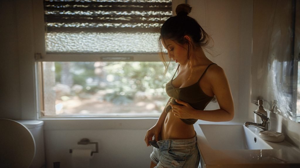 Delaia Gonzalez Nude &amp; Sexy (9 Photos)
