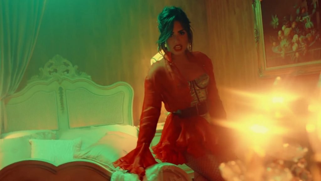 Demi Lovato Sexy (30 Pics + Gifs &amp; Video)