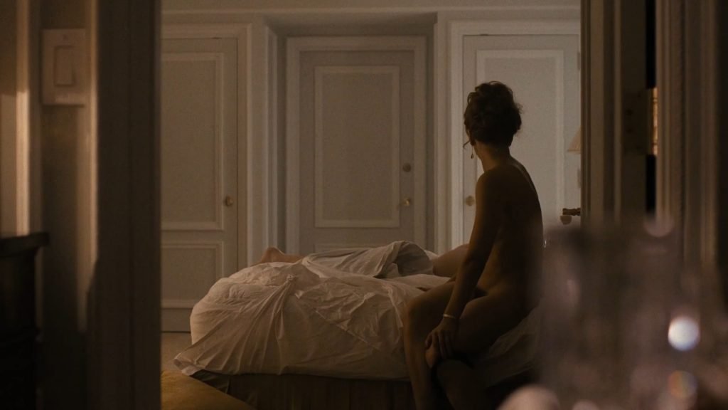 Maggie gyllenhaal nude the duece