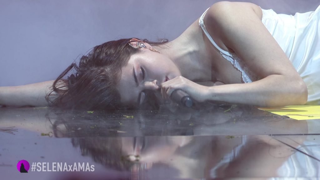 Selena Gomez Sexy (31 Pics + Gifs &amp; Video)