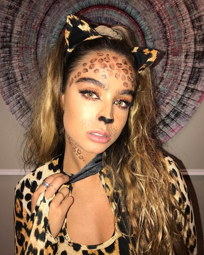Sommer Ray Sexy (4 Pics + Video)
