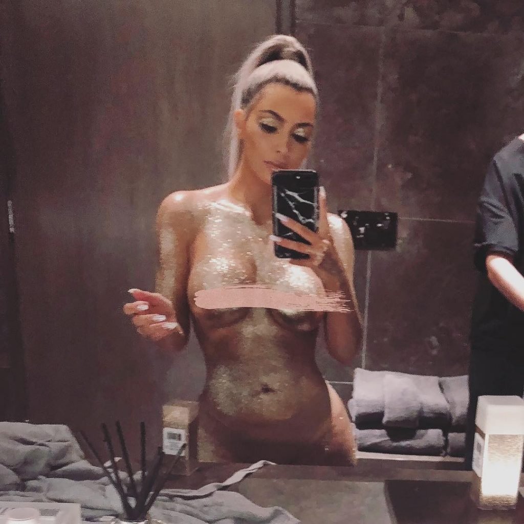 Kim Kardashian Nude (4 Photos + Video)
