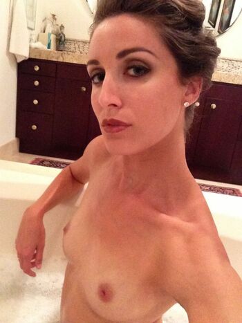 Alix Paige Nude Leaks Photo 50
