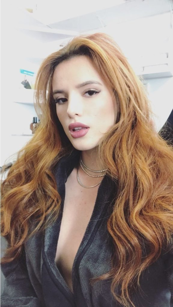 Bella Thorne Sexy &amp; Topless (15 Photos + Gifs)