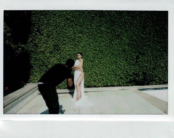 Kylie Jenner Nude (2 Photos)