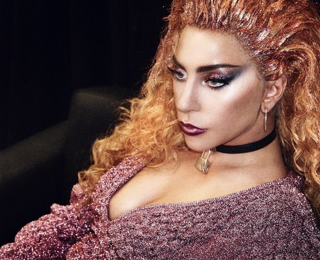 Lady Gaga Sexy (2 Photos)